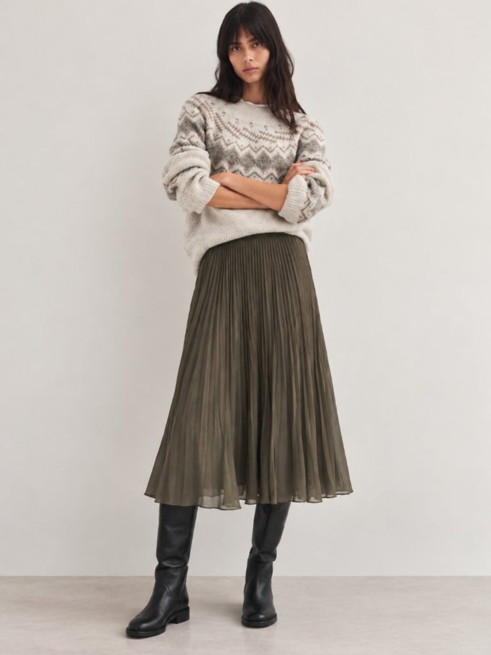 Aritzia Wilfred Twirl Pleated Midi Skirt Olive Green XS